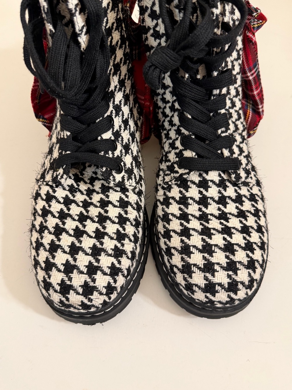 Torrid Betsey Johnson Houndstooth Combat Ruffle Boot (Sz 10 WW) - Picture 10 of 14